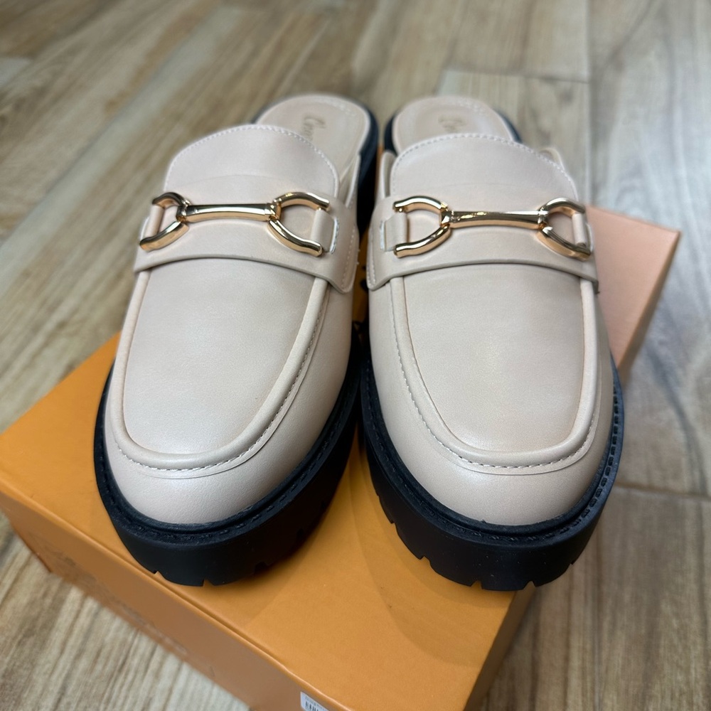 Chase & Chloe mules